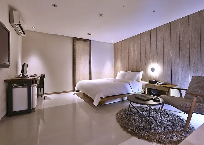 Hotel Imt