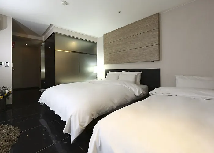 Imt Hotel