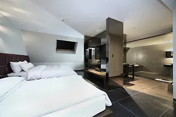 Hotel Imt